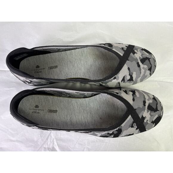Clarks Cloudsteppers Carly Wish Womens 11 W Black Grey Camo Flats Slip On Ballet - Picture 7 of 10